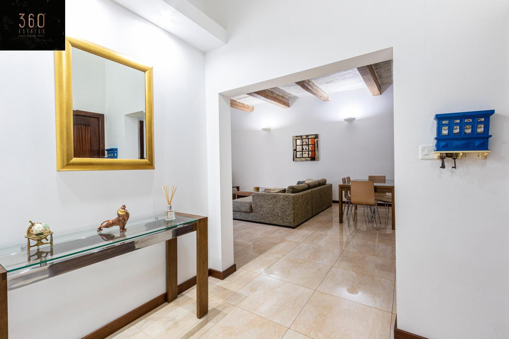 Seafront - Top Location, Top Floor With Wifi & Ac By 360 Estates La Valette Extérieur photo